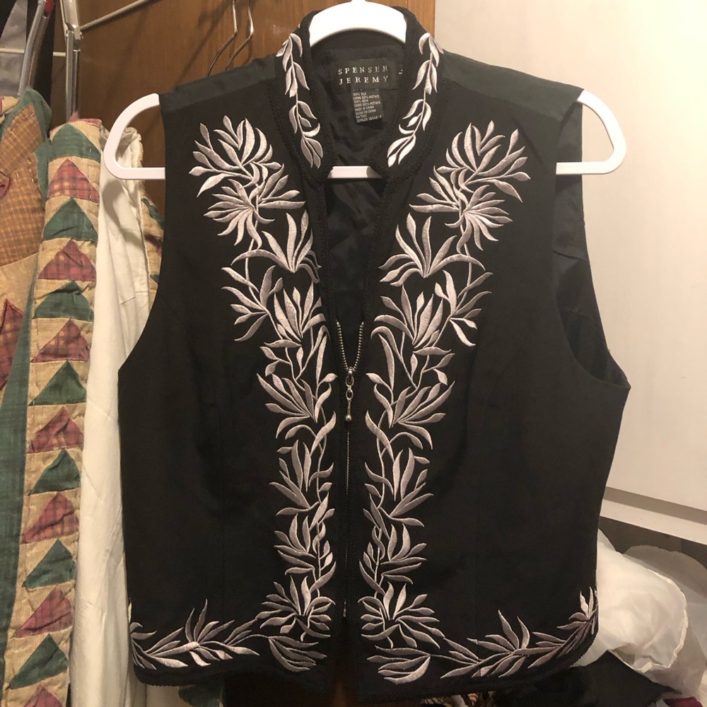 Vintage Spenser Jeremy Embroidered Silk Vest- 950 $50 or $45 w/offer